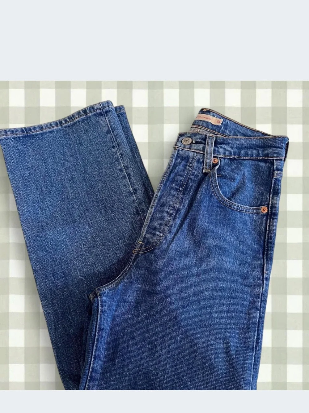 Levi’s Ribcage Straight Leg Jean size 25